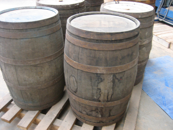Used casks 190 liters from whisky